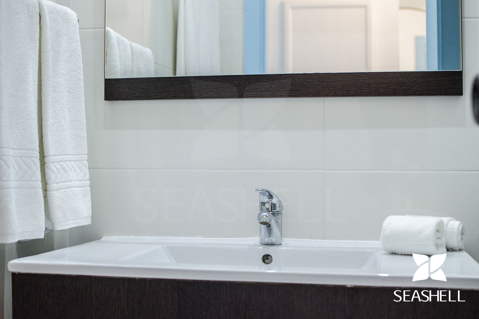 Iris Apartment Image 28